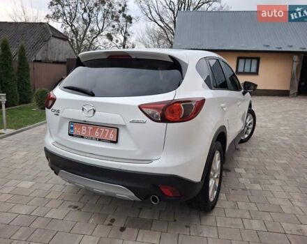 Белый Мазда СХ-5, объемом двигателя 2.2 л и пробегом 220 тыс. км за 13700 $, фото 9 на Automoto.ua