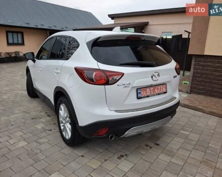 Белый Мазда СХ-5, объемом двигателя 2.2 л и пробегом 220 тыс. км за 13700 $, фото 7 на Automoto.ua