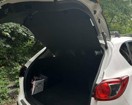 Белый Мазда СХ-5, объемом двигателя 2.5 л и пробегом 145 тыс. км за 17500 $, фото 23 на Automoto.ua