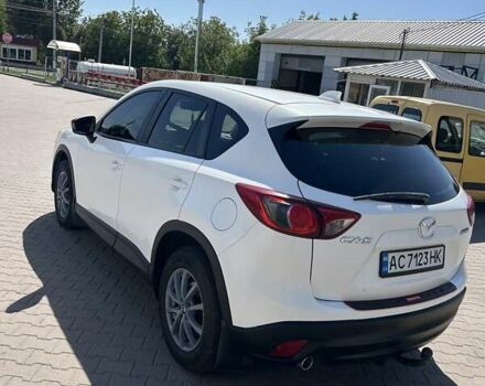 Білий Мазда СХ-5, об'ємом двигуна 2.2 л та пробігом 327 тис. км за 13000 $, фото 4 на Automoto.ua