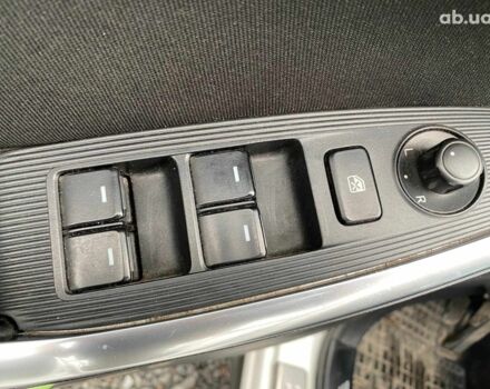 Білий Мазда СХ-5, об'ємом двигуна 2.2 л та пробігом 258 тис. км за 12690 $, фото 9 на Automoto.ua