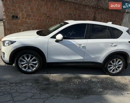 Белый Мазда СХ-5, объемом двигателя 2 л и пробегом 80 тыс. км за 15000 $, фото 6 на Automoto.ua