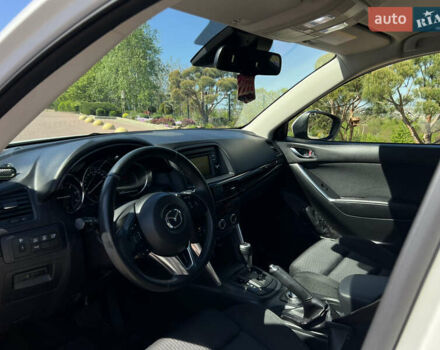 Белый Мазда СХ-5, объемом двигателя 2.19 л и пробегом 175 тыс. км за 13500 $, фото 64 на Automoto.ua