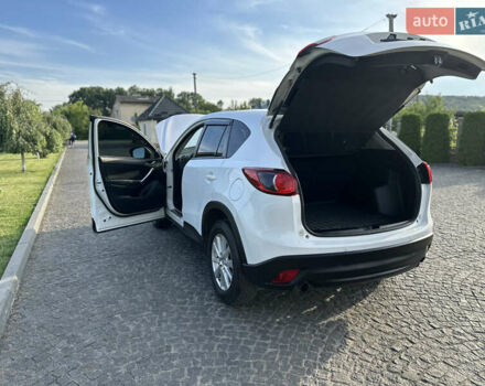 Белый Мазда СХ-5, объемом двигателя 2.19 л и пробегом 210 тыс. км за 13000 $, фото 32 на Automoto.ua