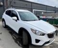 Белый Мазда СХ-5, объемом двигателя 2 л и пробегом 205 тыс. км за 13000 $, фото 1 на Automoto.ua