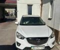 Белый Мазда СХ-5, объемом двигателя 2 л и пробегом 80 тыс. км за 4000 $, фото 1 на Automoto.ua