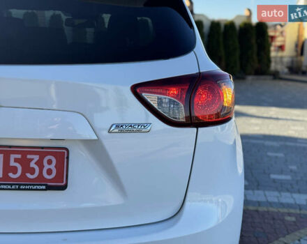 Білий Мазда СХ-5, об'ємом двигуна 2.2 л та пробігом 175 тис. км за 13900 $, фото 37 на Automoto.ua