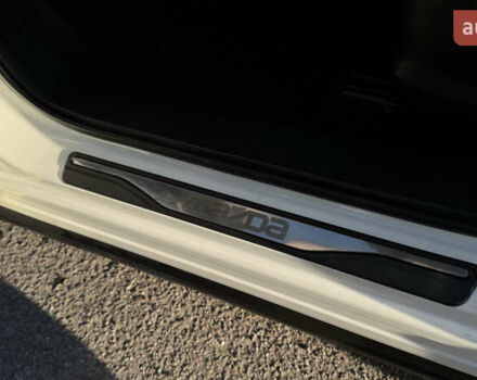 Белый Мазда СХ-5, объемом двигателя 2.2 л и пробегом 231 тыс. км за 13450 $, фото 32 на Automoto.ua