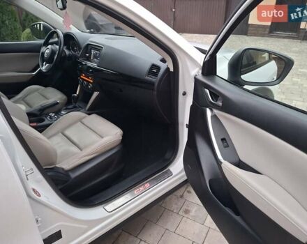 Белый Мазда СХ-5, объемом двигателя 2.2 л и пробегом 220 тыс. км за 13700 $, фото 12 на Automoto.ua