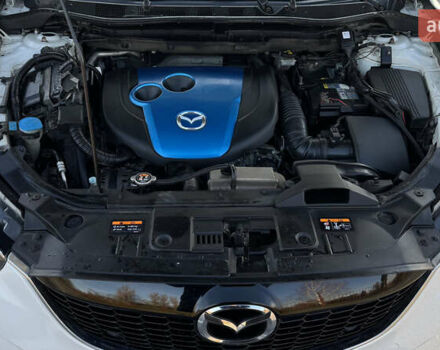Белый Мазда СХ-5, объемом двигателя 2.2 л и пробегом 231 тыс. км за 13450 $, фото 54 на Automoto.ua
