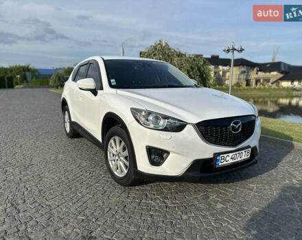 Белый Мазда СХ-5, объемом двигателя 2.19 л и пробегом 210 тыс. км за 13000 $, фото 5 на Automoto.ua