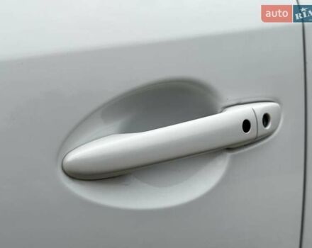 Белый Мазда СХ-5, объемом двигателя 2.19 л и пробегом 239 тыс. км за 13490 $, фото 18 на Automoto.ua