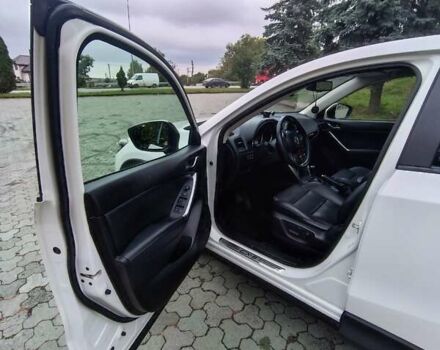 Білий Мазда СХ-5, об'ємом двигуна 2.19 л та пробігом 231 тис. км за 14000 $, фото 7 на Automoto.ua