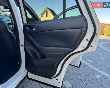 Білий Мазда СХ-5, об'ємом двигуна 2.2 л та пробігом 175 тис. км за 13900 $, фото 57 на Automoto.ua