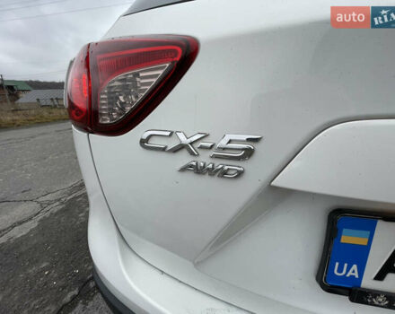 Белый Мазда СХ-5, объемом двигателя 2.2 л и пробегом 228 тыс. км за 13900 $, фото 15 на Automoto.ua