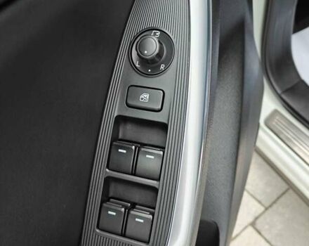 Білий Мазда СХ-5, об'ємом двигуна 2.2 л та пробігом 192 тис. км за 13900 $, фото 15 на Automoto.ua