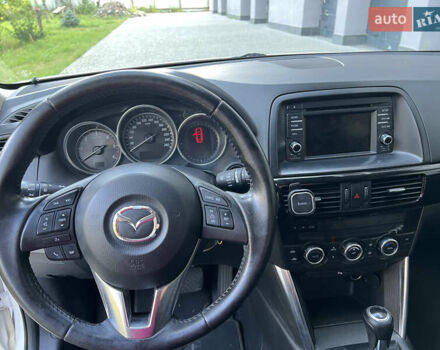 Білий Мазда СХ-5, об'ємом двигуна 2.2 л та пробігом 271 тис. км за 10800 $, фото 17 на Automoto.ua