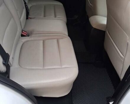 Белый Мазда СХ-5, объемом двигателя 2.2 л и пробегом 220 тыс. км за 13700 $, фото 17 на Automoto.ua