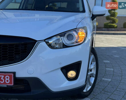 Білий Мазда СХ-5, об'ємом двигуна 2.2 л та пробігом 175 тис. км за 13900 $, фото 26 на Automoto.ua