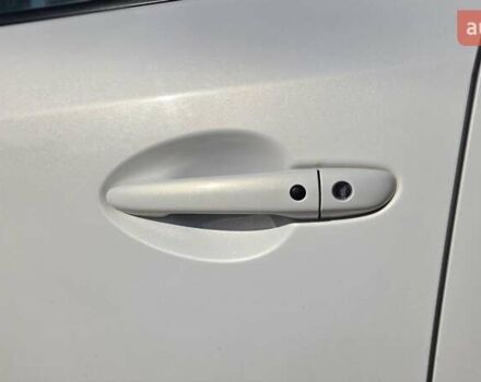 Білий Мазда СХ-5, об'ємом двигуна 2 л та пробігом 98 тис. км за 17200 $, фото 8 на Automoto.ua