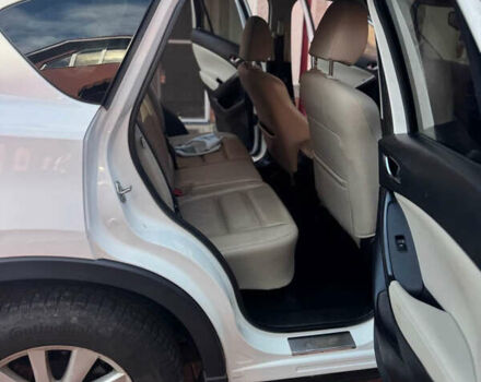 Белый Мазда СХ-5, объемом двигателя 2.2 л и пробегом 228 тыс. км за 13900 $, фото 2 на Automoto.ua