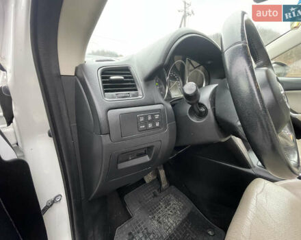 Белый Мазда СХ-5, объемом двигателя 2.2 л и пробегом 228 тыс. км за 13900 $, фото 10 на Automoto.ua