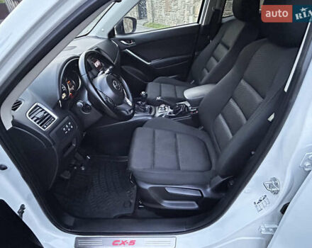 Белый Мазда СХ-5, объемом двигателя 2.2 л и пробегом 230 тыс. км за 11300 $, фото 56 на Automoto.ua