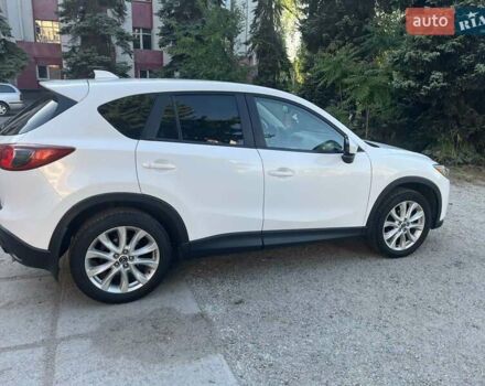 Белый Мазда СХ-5, объемом двигателя 2.49 л и пробегом 500 тыс. км за 14000 $, фото 3 на Automoto.ua