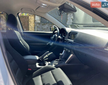 Белый Мазда СХ-5, объемом двигателя 2.19 л и пробегом 175 тыс. км за 13500 $, фото 71 на Automoto.ua