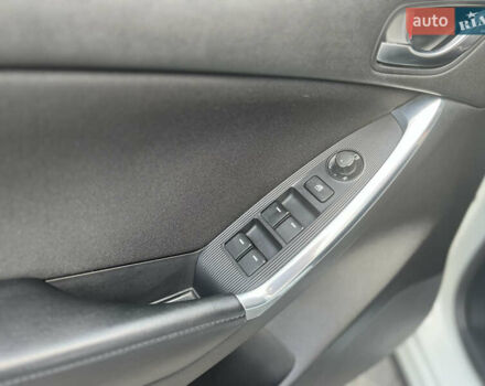 Белый Мазда СХ-5, объемом двигателя 2.19 л и пробегом 242 тыс. км за 13700 $, фото 34 на Automoto.ua