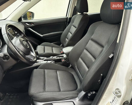 Белый Мазда СХ-5, объемом двигателя 2.19 л и пробегом 295 тыс. км за 12999 $, фото 38 на Automoto.ua