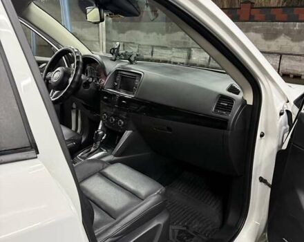 Белый Мазда СХ-5, объемом двигателя 2.19 л и пробегом 155 тыс. км за 17000 $, фото 25 на Automoto.ua