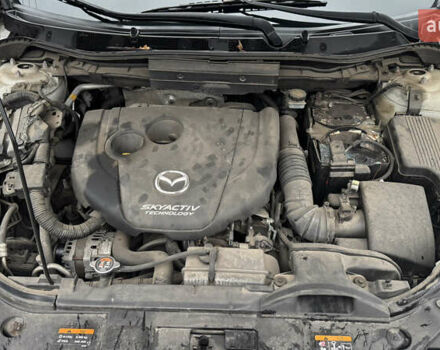 Белый Мазда СХ-5, объемом двигателя 2.2 л и пробегом 184 тыс. км за 15600 $, фото 16 на Automoto.ua