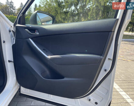 Білий Мазда СХ-5, об'ємом двигуна 2.2 л та пробігом 150 тис. км за 15500 $, фото 17 на Automoto.ua