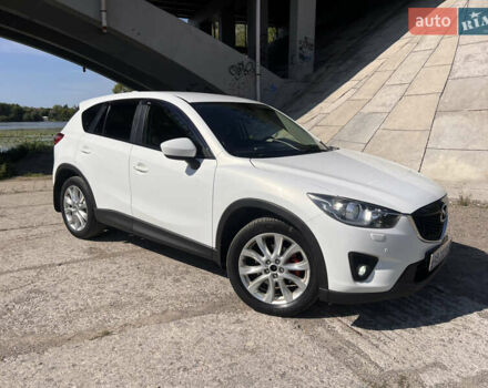 Белый Мазда СХ-5, объемом двигателя 2.2 л и пробегом 230 тыс. км за 14500 $, фото 5 на Automoto.ua