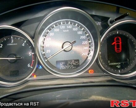 Білий Мазда СХ-5, об'ємом двигуна 2.2 л та пробігом 203 тис. км за 14800 $, фото 9 на Automoto.ua