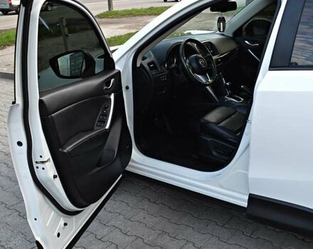 Білий Мазда СХ-5, об'ємом двигуна 2.19 л та пробігом 193 тис. км за 15900 $, фото 73 на Automoto.ua