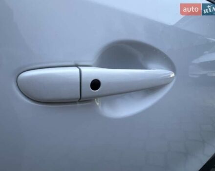 Білий Мазда СХ-5, об'ємом двигуна 2.2 л та пробігом 235 тис. км за 14500 $, фото 31 на Automoto.ua