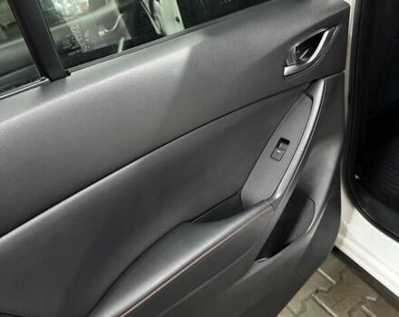 Белый Мазда СХ-5, объемом двигателя 2.19 л и пробегом 155 тыс. км за 17000 $, фото 11 на Automoto.ua