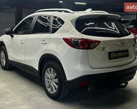 Мазда СХ-5 2014 в Черновцах на Automoto.ua Белый Мазда СХ-5, объемом двигателя 2.19 л и пробегом 267 тыс. км за 15800 $, фото 3 на Automoto.ua