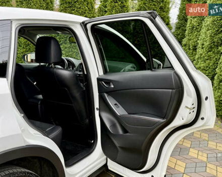 Білий Мазда СХ-5, об'ємом двигуна 2.2 л та пробігом 194 тис. км за 13800 $, фото 32 на Automoto.ua