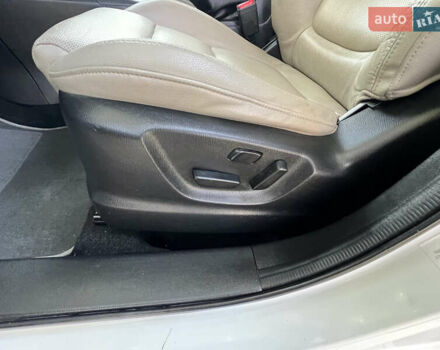 Білий Мазда СХ-5, об'ємом двигуна 2.5 л та пробігом 199 тис. км за 15349 $, фото 11 на Automoto.ua