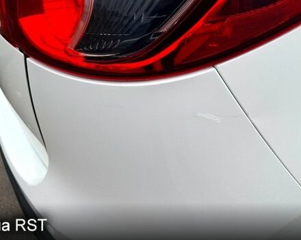 Белый Мазда СХ-5, объемом двигателя 2.5 л и пробегом 192 тыс. км за 13500 $, фото 5 на Automoto.ua