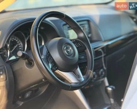 Мазда СХ-5 2014 в Луцке на Automoto.ua Белый Мазда СХ-5, объемом двигателя 2.2 л и пробегом 216 тыс. км за 13799 $, фото 18 на Automoto.ua