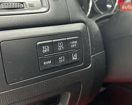 Мазда СХ-5 2014 в Черновцах на Automoto.ua Белый Мазда СХ-5, объемом двигателя 2.19 л и пробегом 267 тыс. км за 15800 $, фото 11 на Automoto.ua