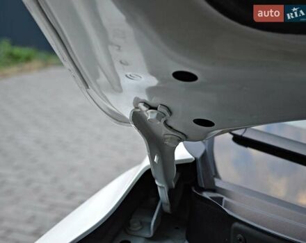 Білий Мазда СХ-5, об'ємом двигуна 2.19 л та пробігом 193 тис. км за 15900 $, фото 43 на Automoto.ua
