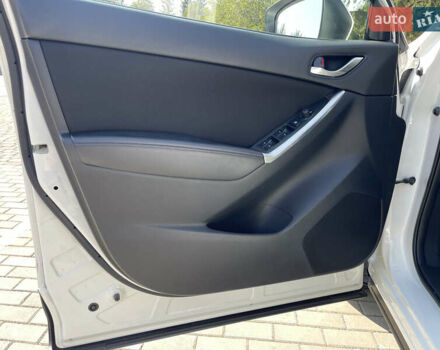 Білий Мазда СХ-5, об'ємом двигуна 2.2 л та пробігом 150 тис. км за 15500 $, фото 13 на Automoto.ua