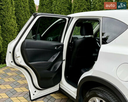 Білий Мазда СХ-5, об'ємом двигуна 2.2 л та пробігом 194 тис. км за 13800 $, фото 30 на Automoto.ua