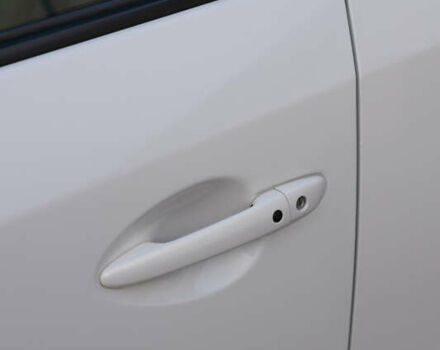 Білий Мазда СХ-5, об'ємом двигуна 2.19 л та пробігом 243 тис. км за 15700 $, фото 6 на Automoto.ua