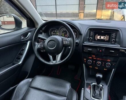 Білий Мазда СХ-5, об'ємом двигуна 2.2 л та пробігом 235 тис. км за 14500 $, фото 23 на Automoto.ua